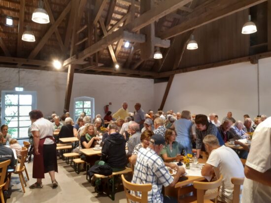 Kaffee-Nachmittag in der Kelter